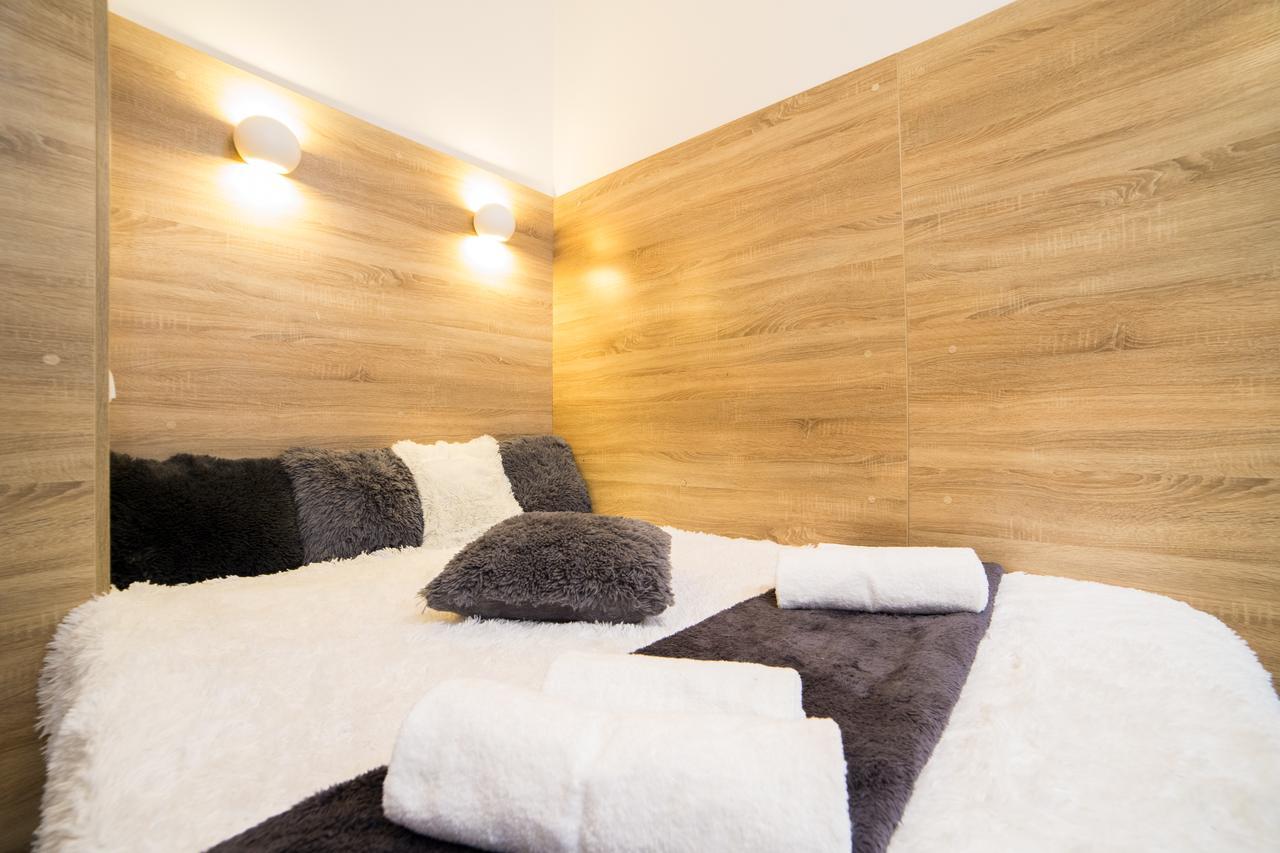 Smart Apartment On Filatova Liov Exterior foto